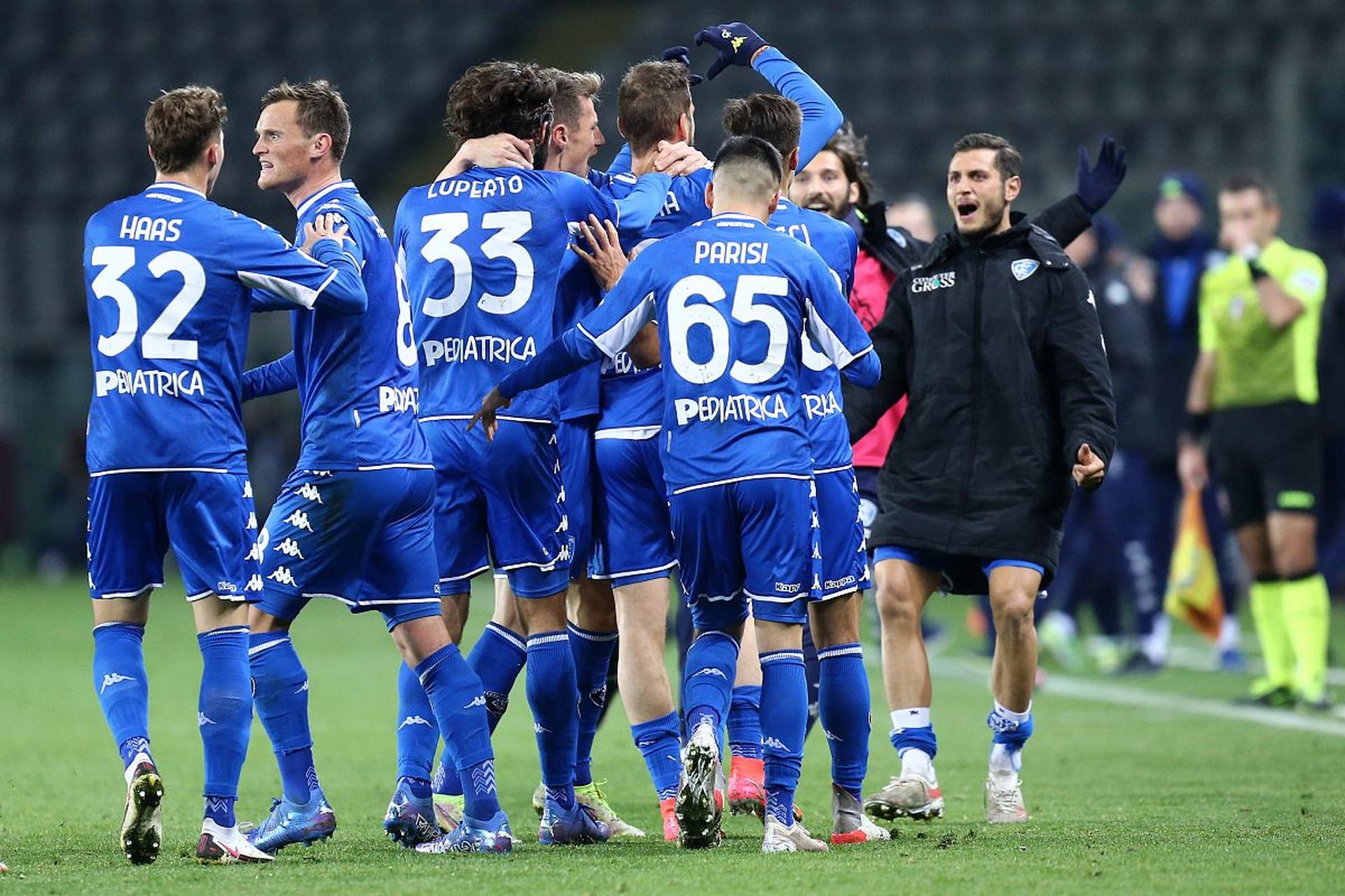 给欧洲前锋 给欧洲前锋